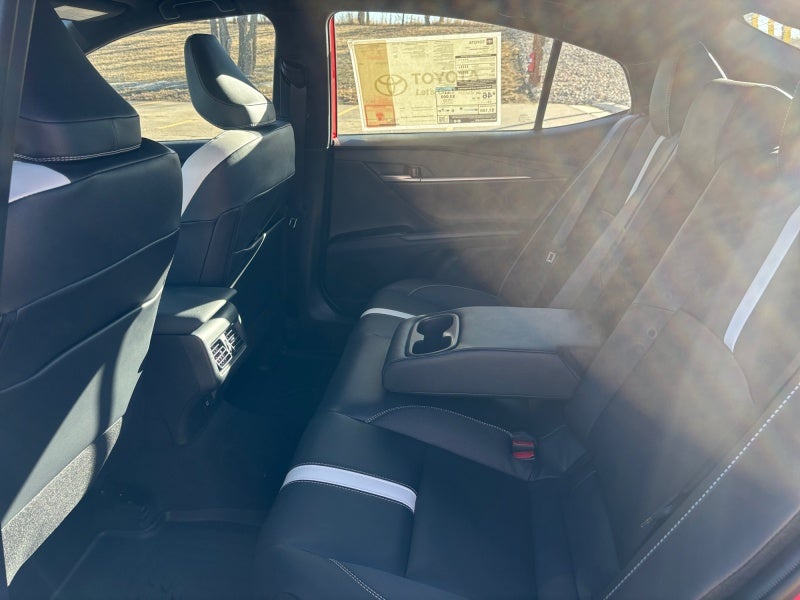 2026 Toyota Camry SE AWD