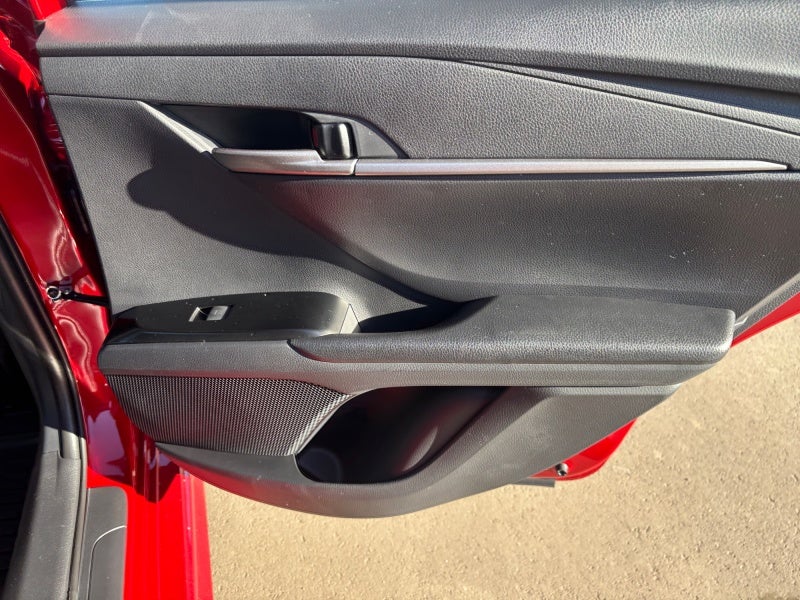 2026 Toyota Camry SE AWD