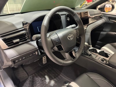 2026 Toyota Camry SE AWD