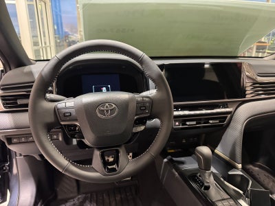 2026 Toyota Camry SE AWD