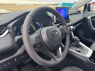 2025 Toyota RAV4 Hybrid XLE