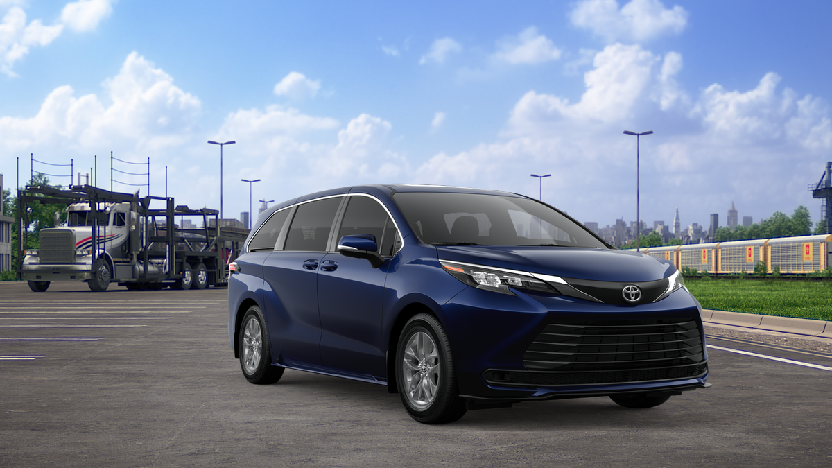 2026 Toyota Sienna LE