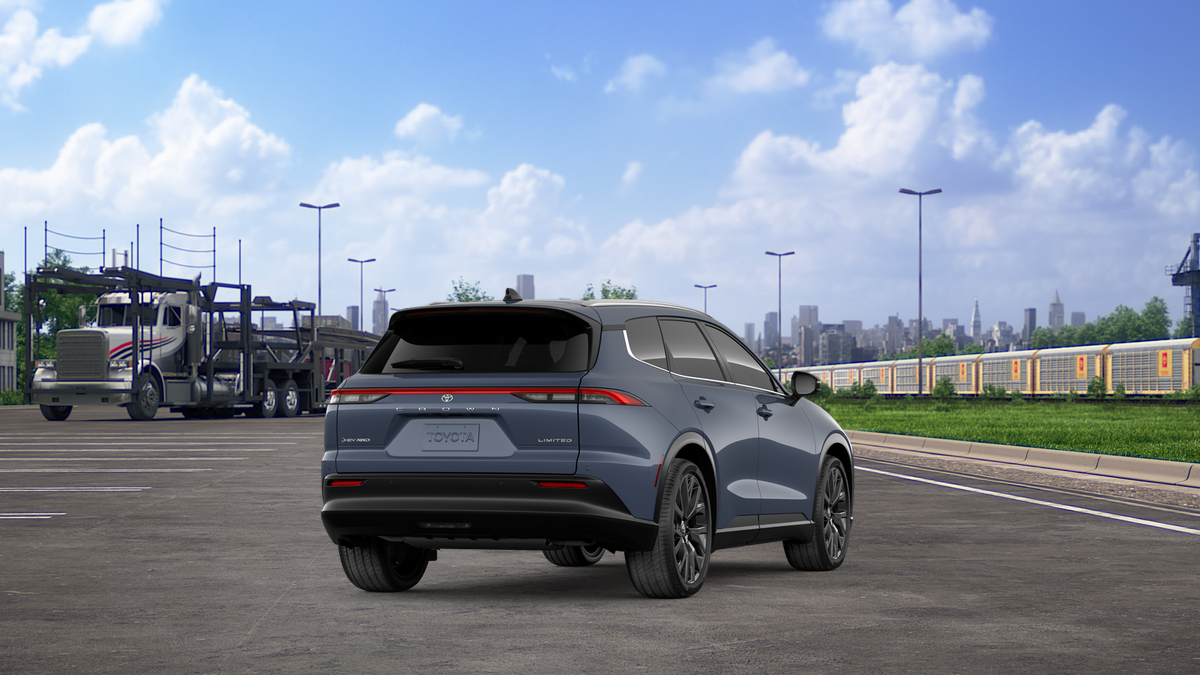 2026 Toyota Toyota Crown Signia Limited