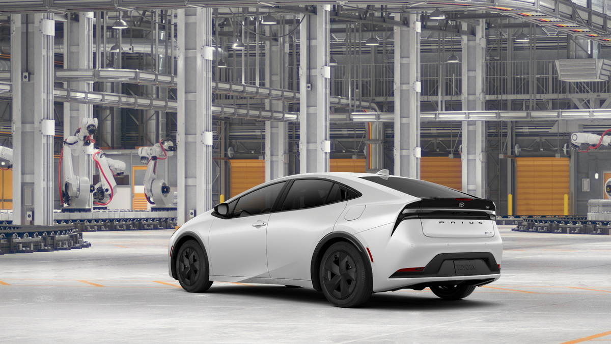 2026 Toyota Prius Plug-in Hybrid SE