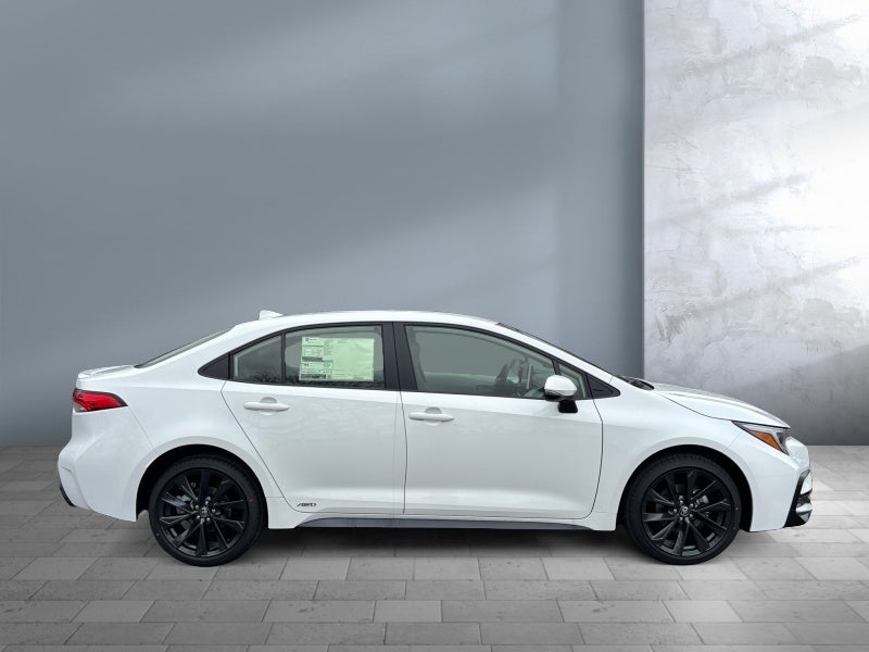 2026 Toyota Corolla Hybrid SE AWD