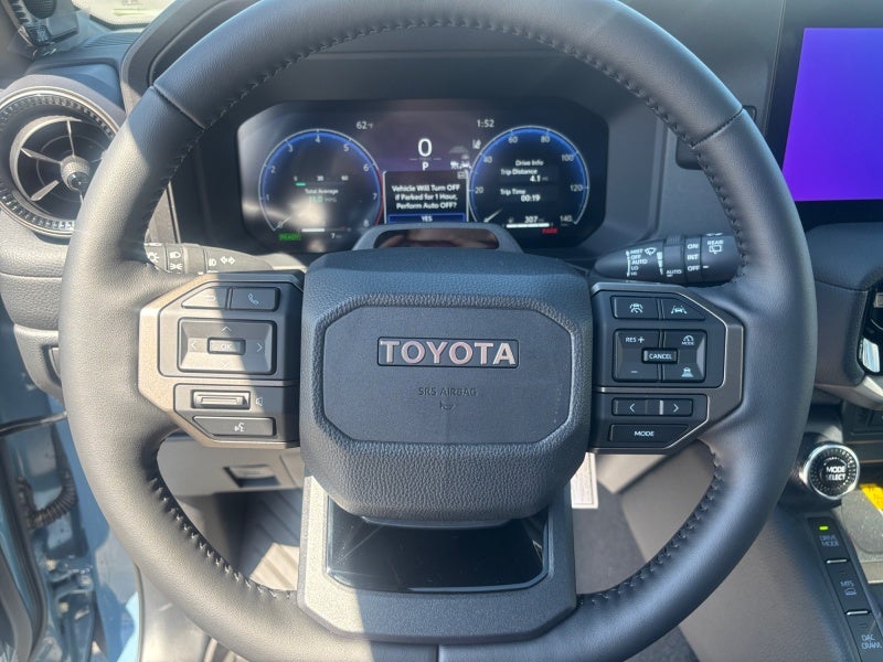 2026 Toyota Land Cruiser 4WD (Natl)