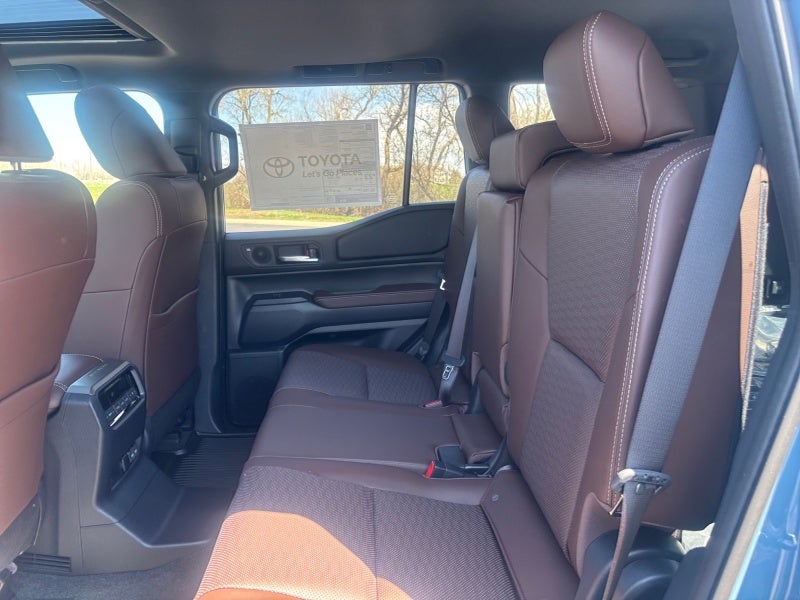 2026 Toyota Land Cruiser 4WD (Natl)
