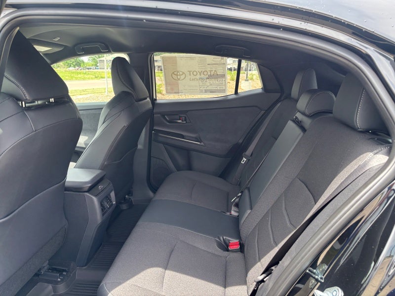 2026 Toyota C-HR SE