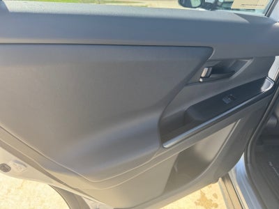 2026 Toyota bZ Woodland AWD (Natl)